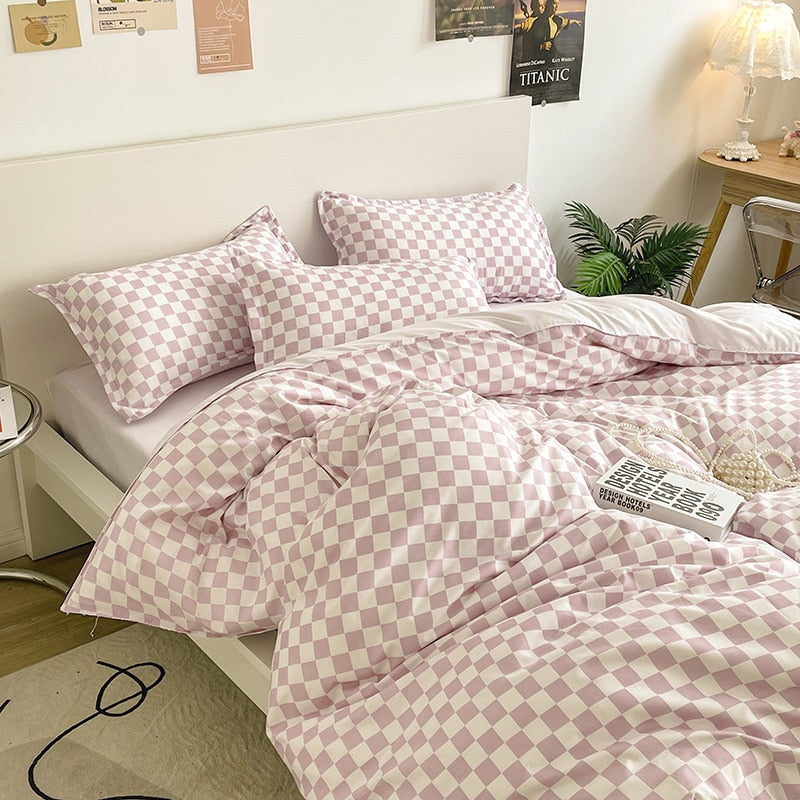 Valkoinen Ja Violetti Ruudullinen Vuodevaatteet Setti
