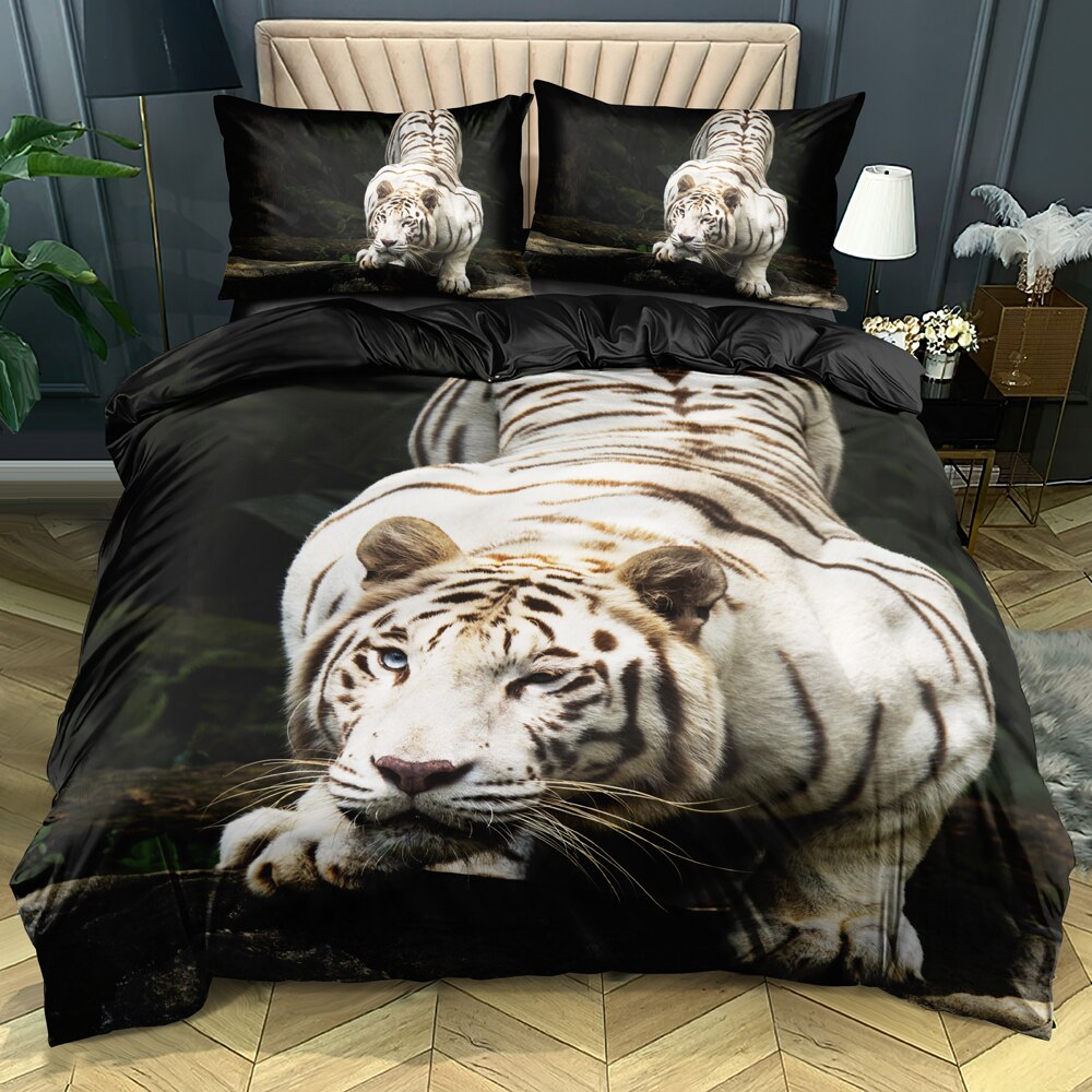 Musta Pussilakana White Tiger
