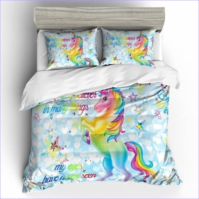 Prancing Rainbow Unicorn Pussilakana