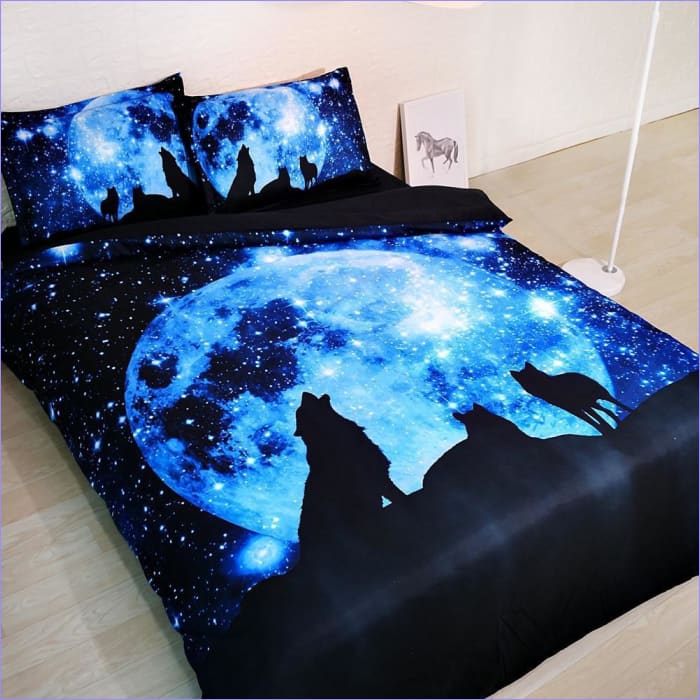 Wolf And Blue Moon Pussilakana