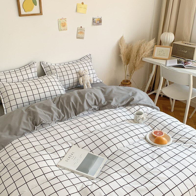 Valkoinen Ja Harmaa Ruutusetti