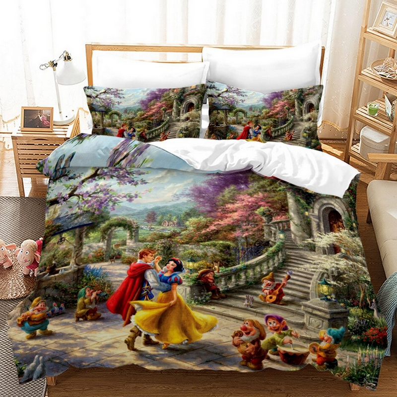 Pussilakana Lumikki Tanssii Prinssinsa Kanssa Charming