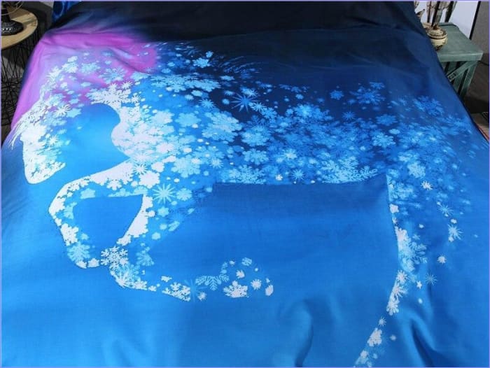 Snow Horse Pussilakana