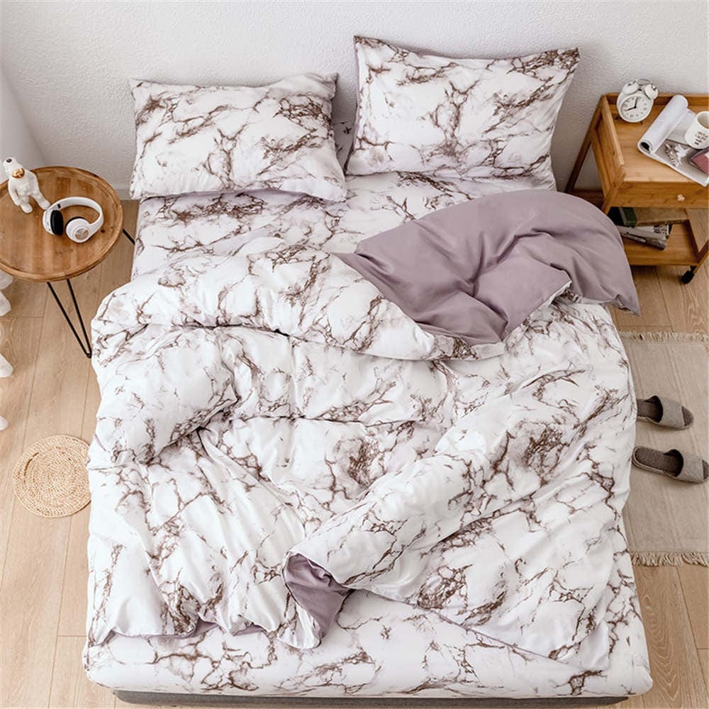 Marble Effect Pussilakana