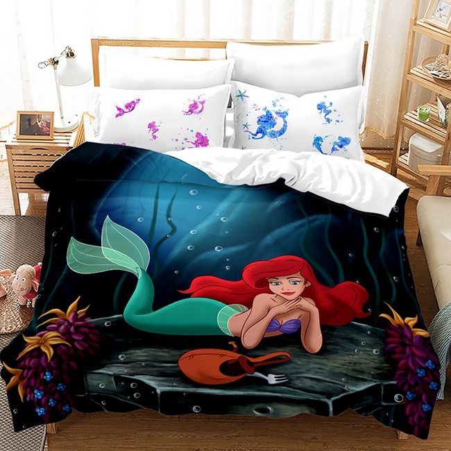 Pieni Musta Merenneito Pussilakana