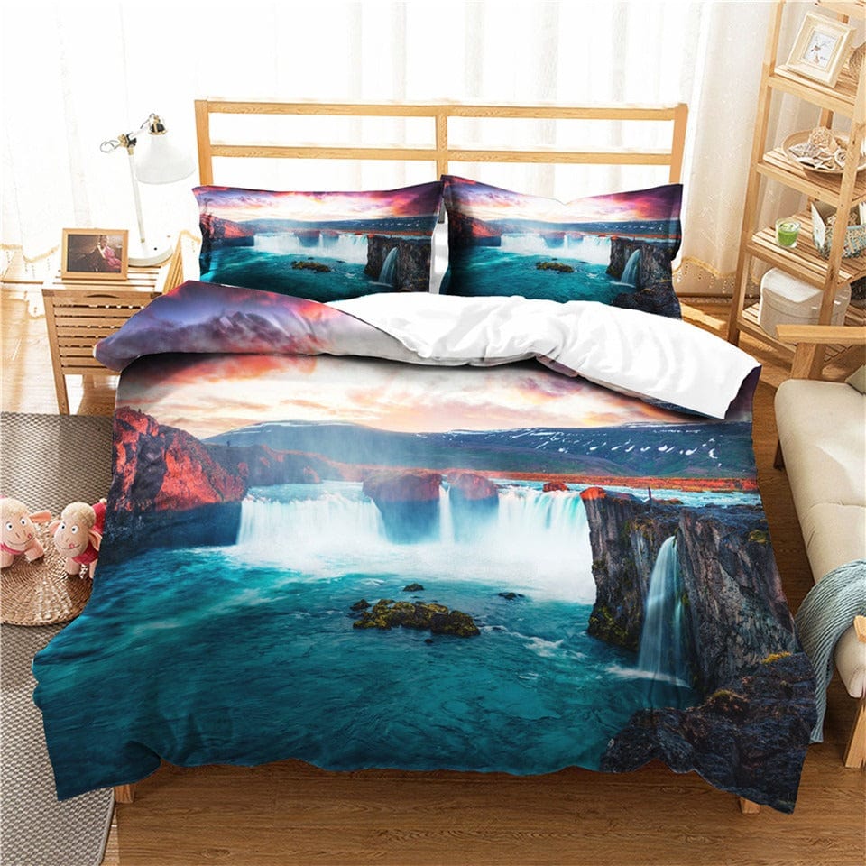 Lake And Waterfalls Pussilakana