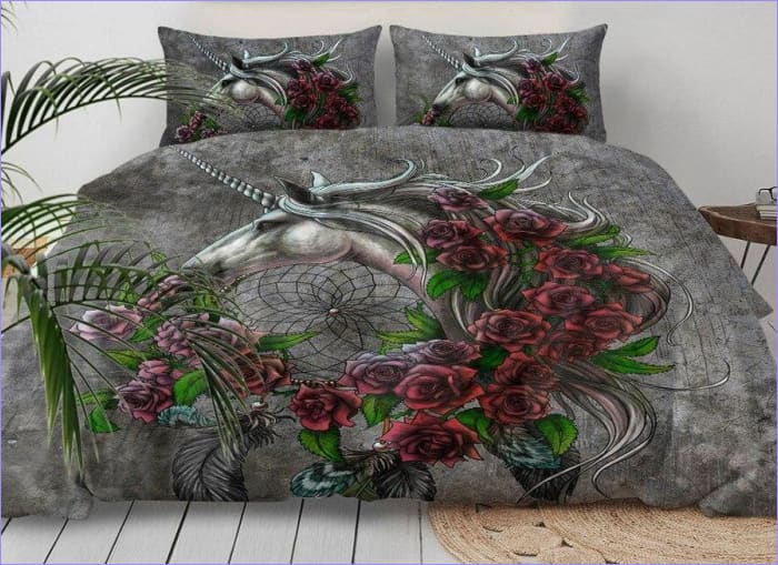 Unicorn Pussilakana Rose Kaulakoru