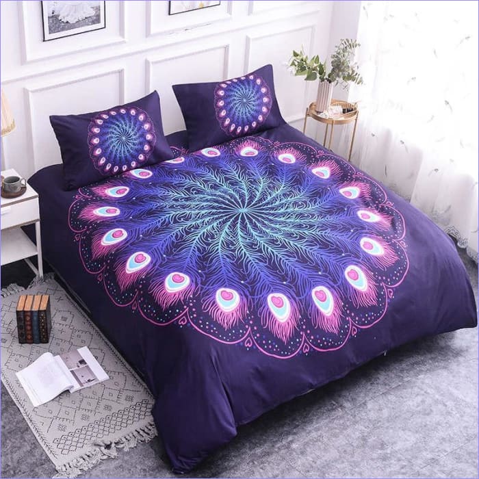 Purppura Peacock Mandala Pussilakana