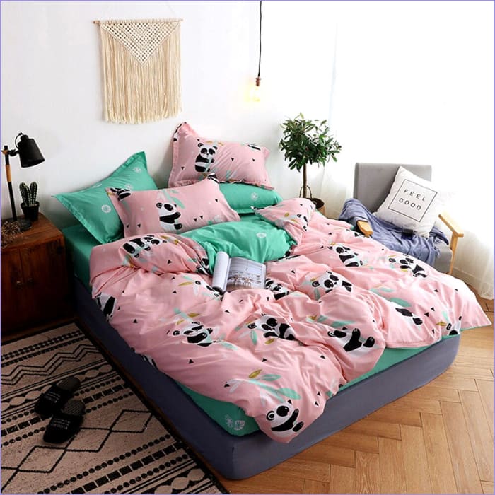 Pinkki Panda Pussilakana