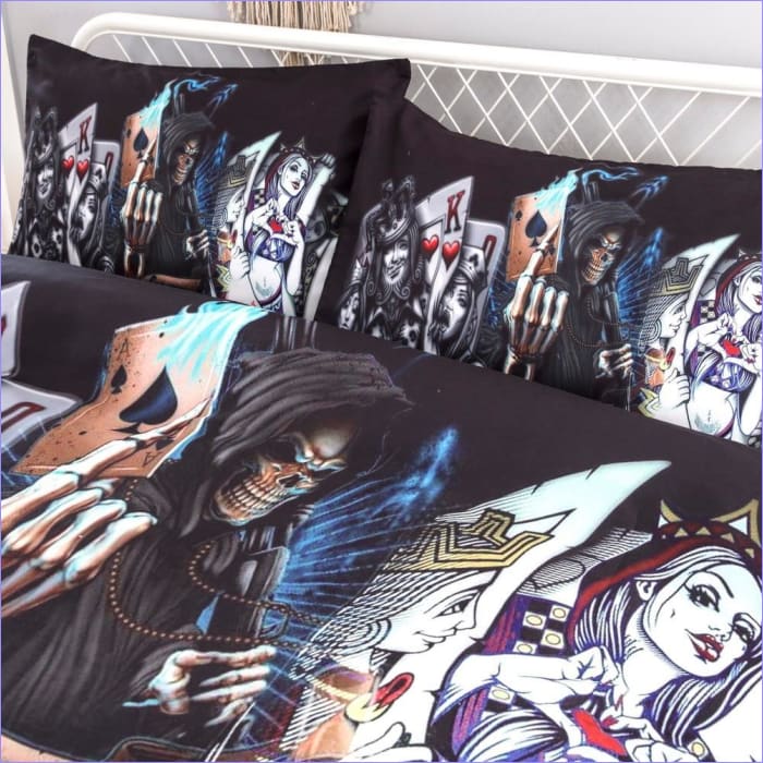 Poker Face Skull Pussilakana