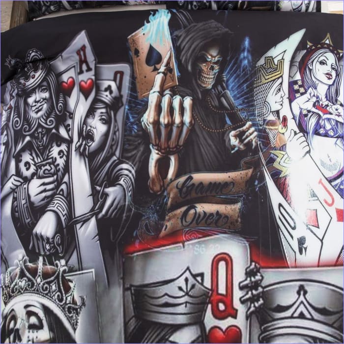 Poker Face Skull Pussilakana