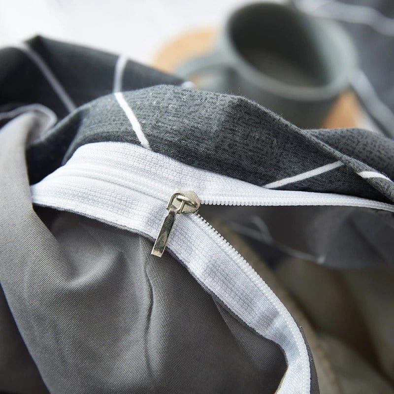 Harmaa Kolmiopussilakana