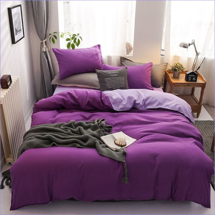 Plum Purple Pussilakana